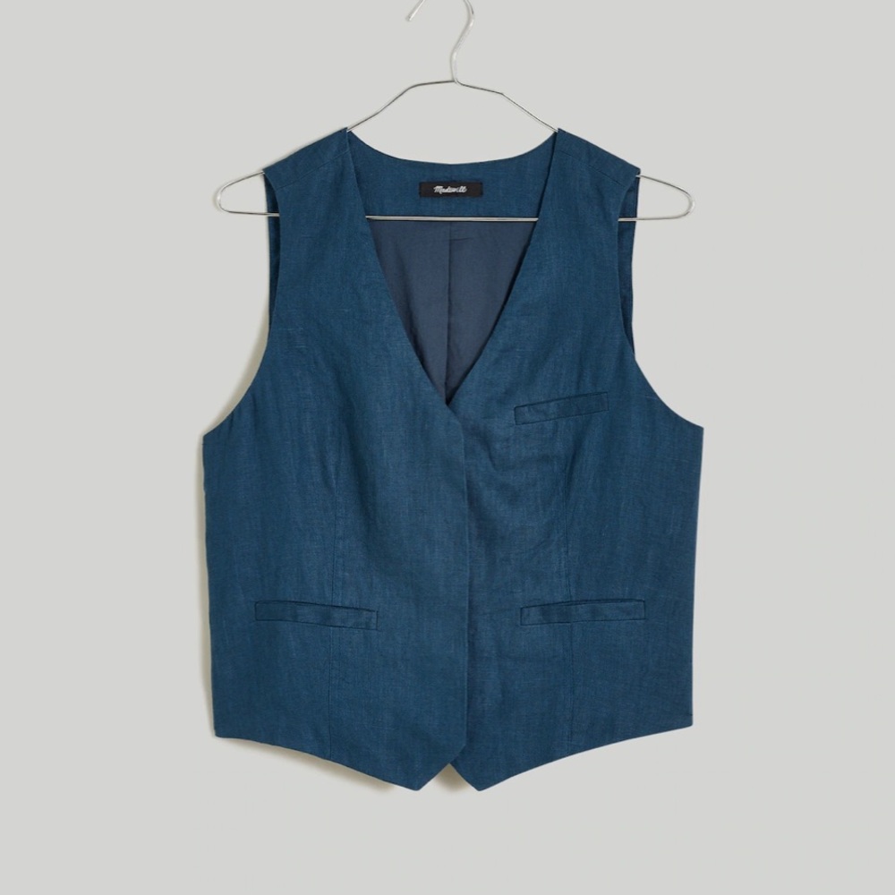 Madewell Single-Breasted Vest in 100% Linen - Deep Shadow